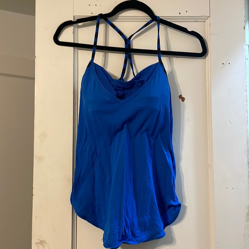 Lululemon tank top with bra